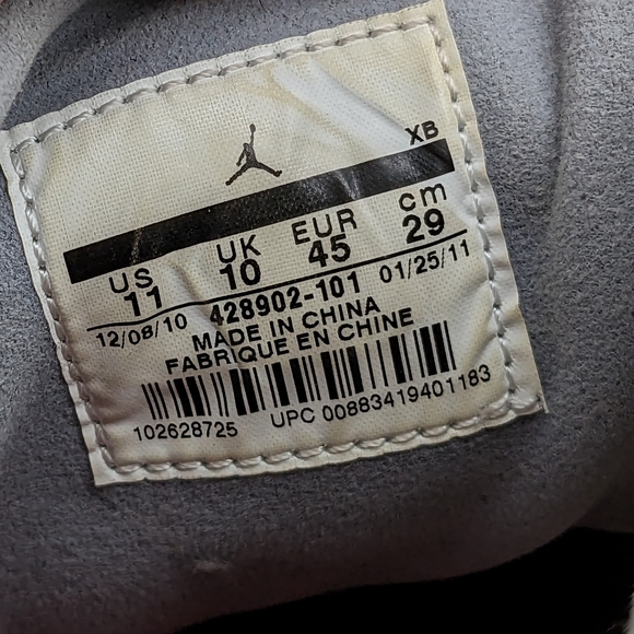 Nike Air Jordan Grown Low White Perforated Leather Trainers Men's 11 - Picture 8 of 9